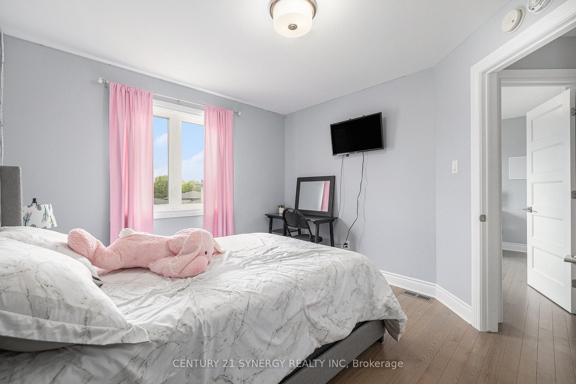 20 Pleasant Street photo 25