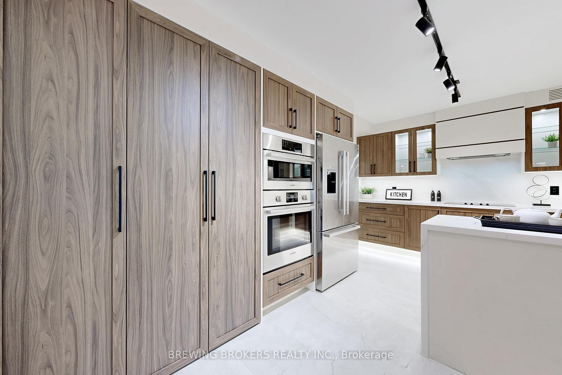 65 Spring Garden Avenue Unit 1504 photo 17