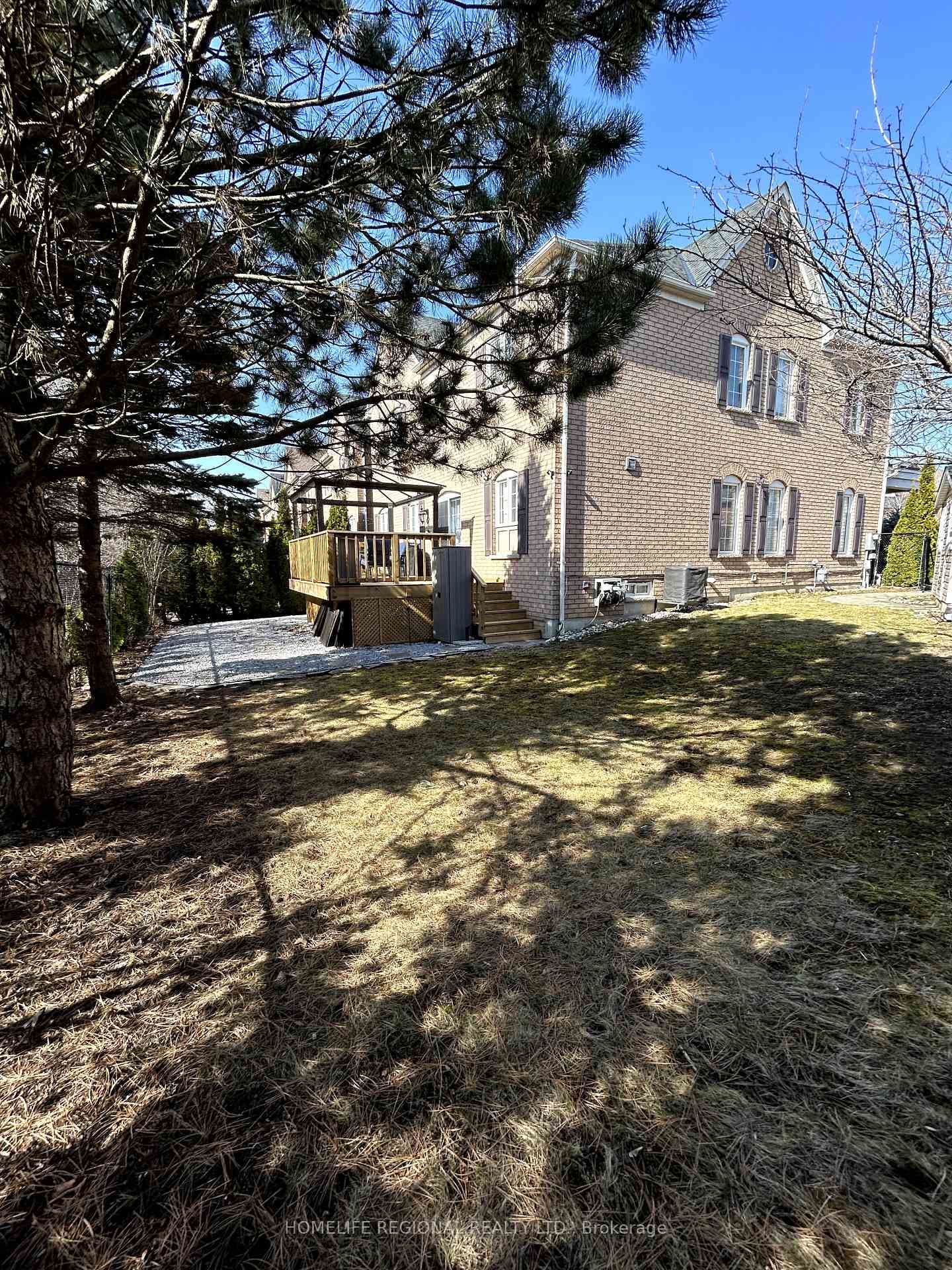 40 Morland Crescent photo 19