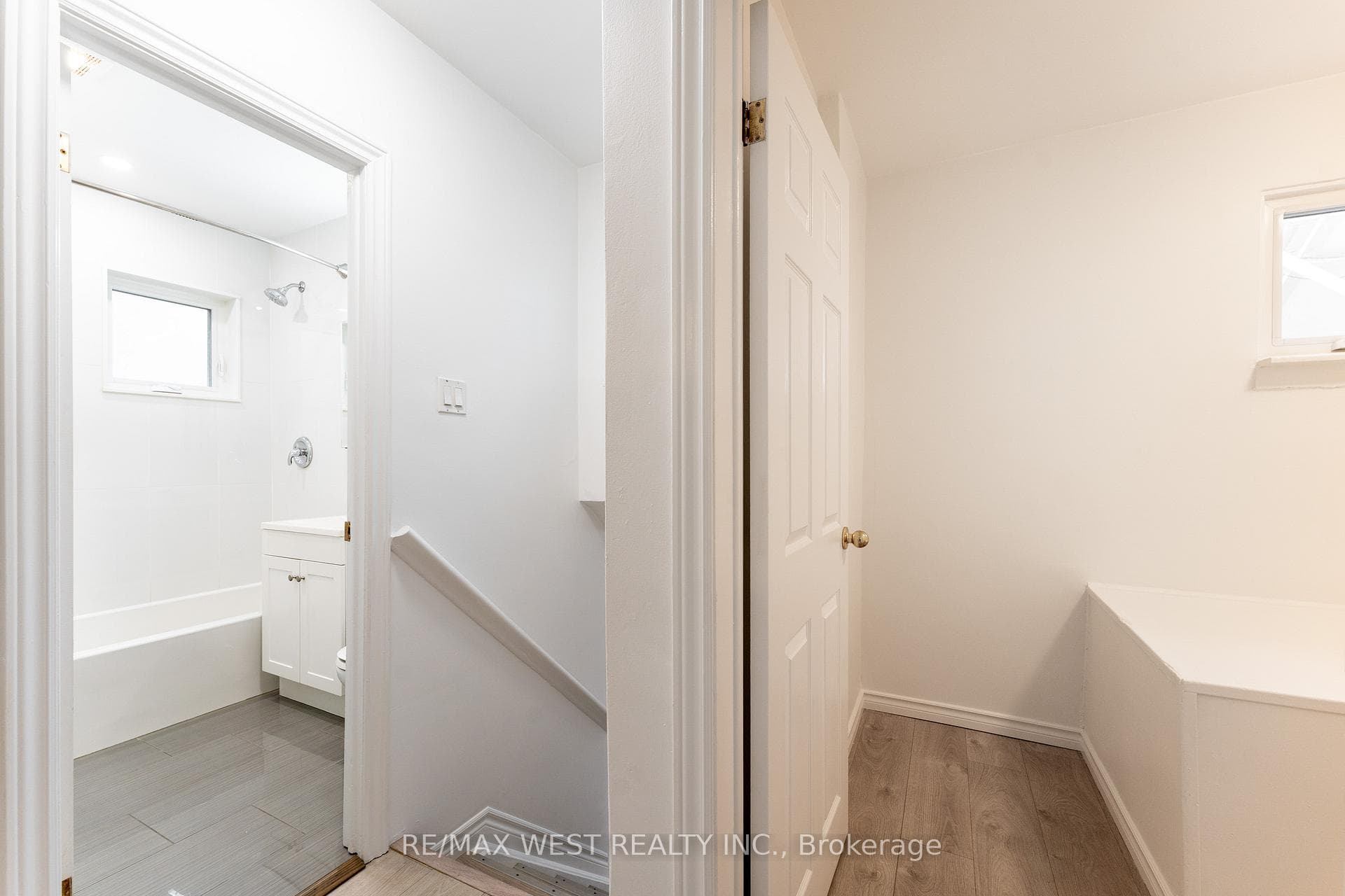 1024 Davenport Road photo 34
