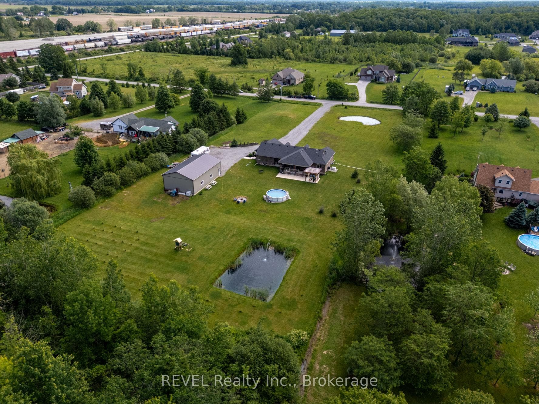 51086 Deeks Road photo 46