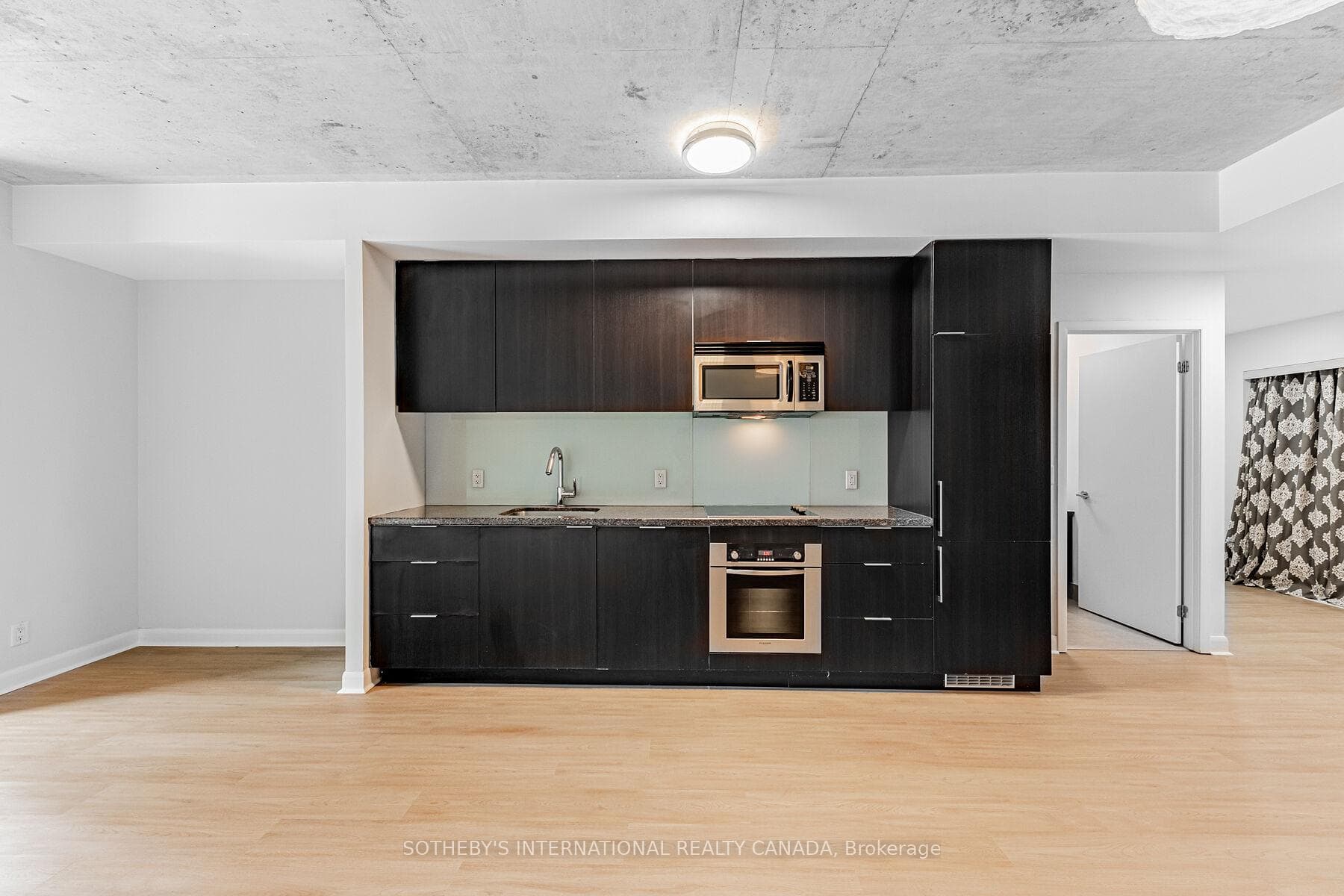 478 King Street Unit 609 photo 12