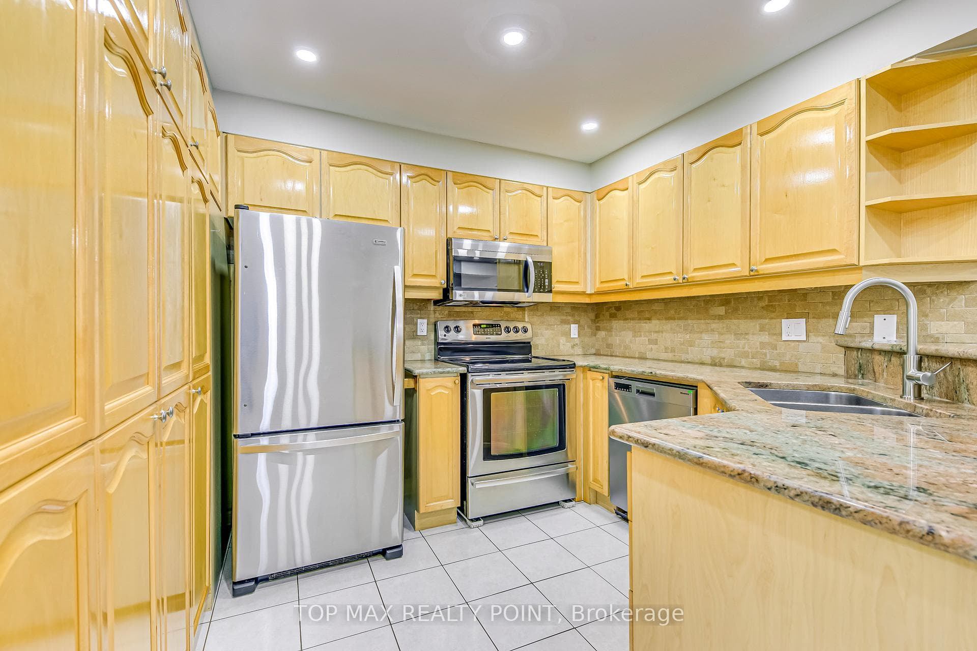 2250 Rockingham Drive Unit 4 photo 11