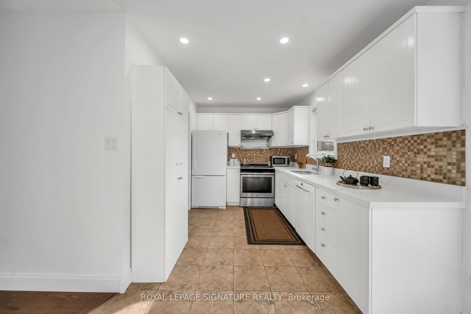 2479 Grindstone Court photo 15