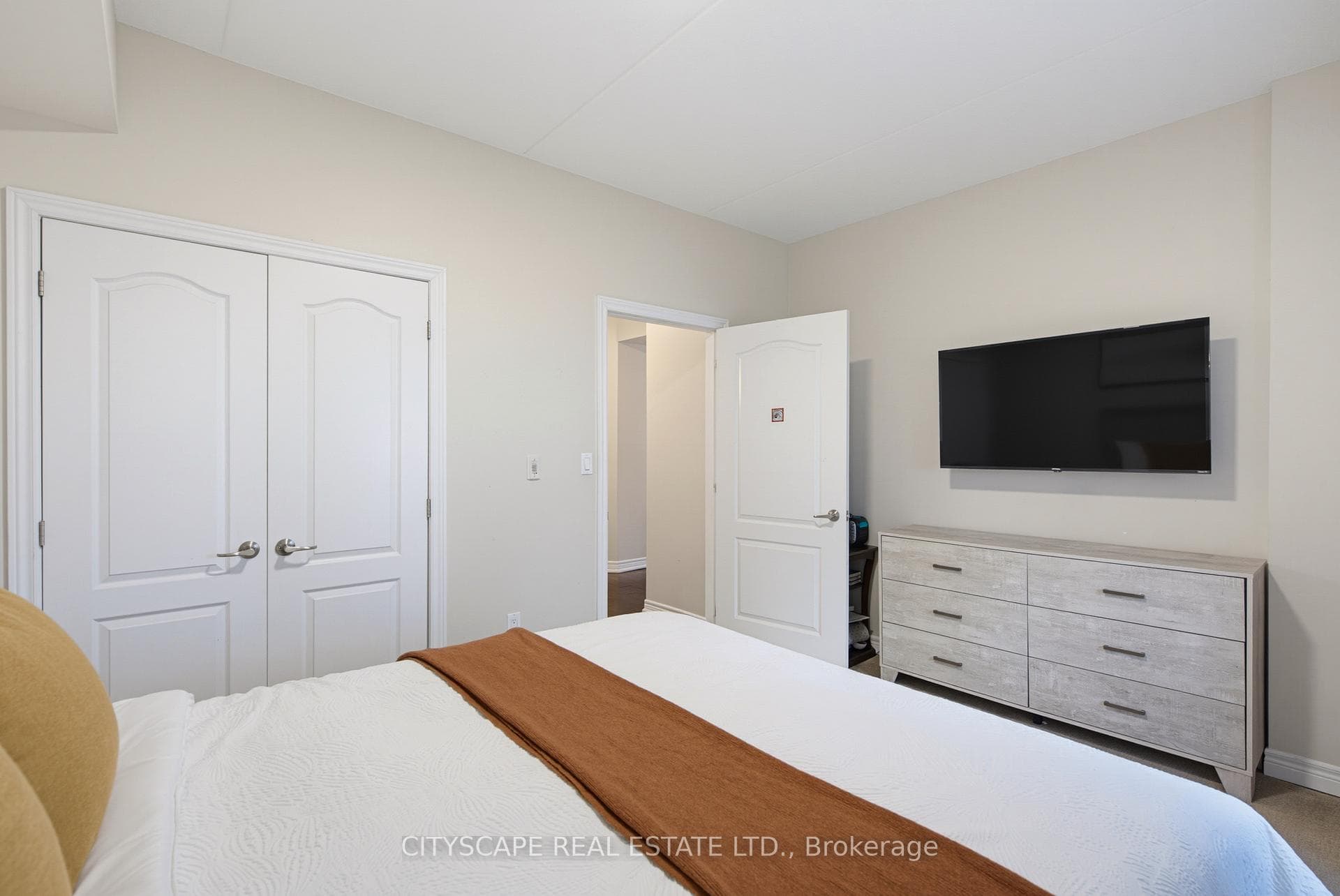 1419 Costigan Road Unit 103 photo 16