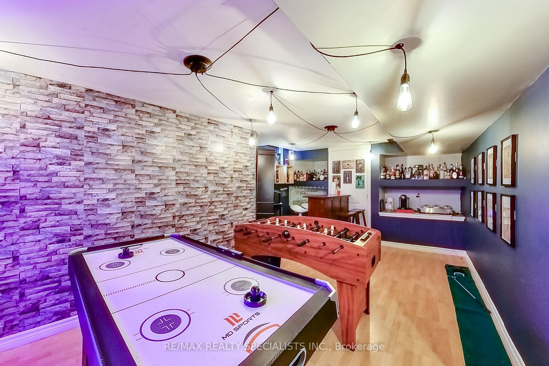 714 TRUDEAU Drive photo 35