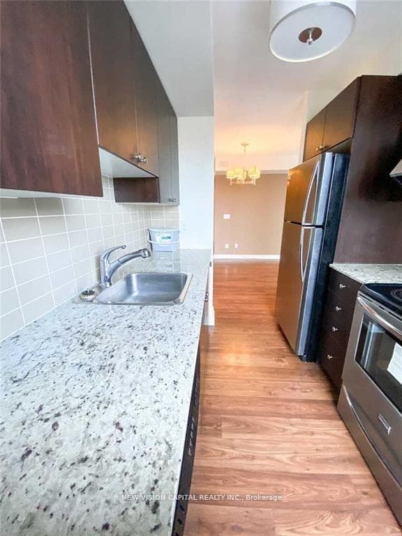 151 Village Green Square Unit 508 photo 7