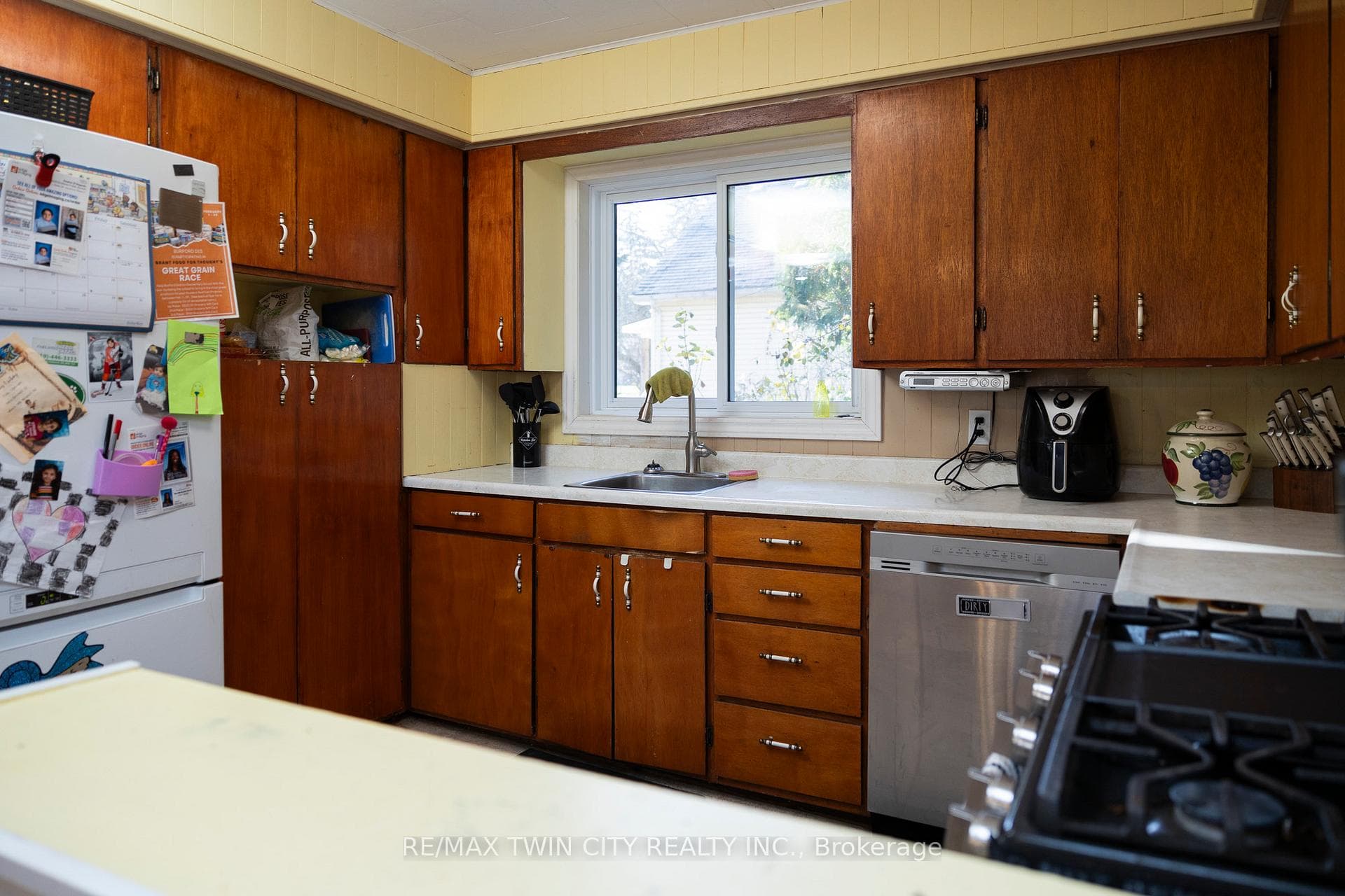 264 OAKLAND Road photo 12