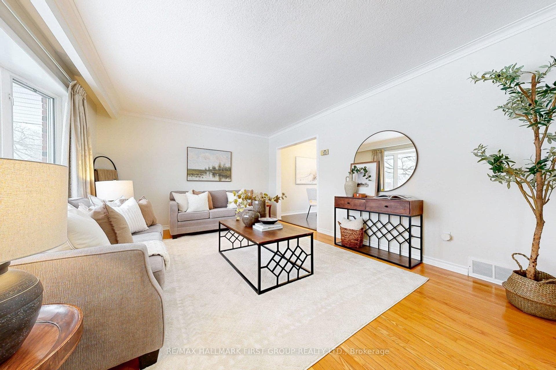 209 Johnson Avenue photo 8