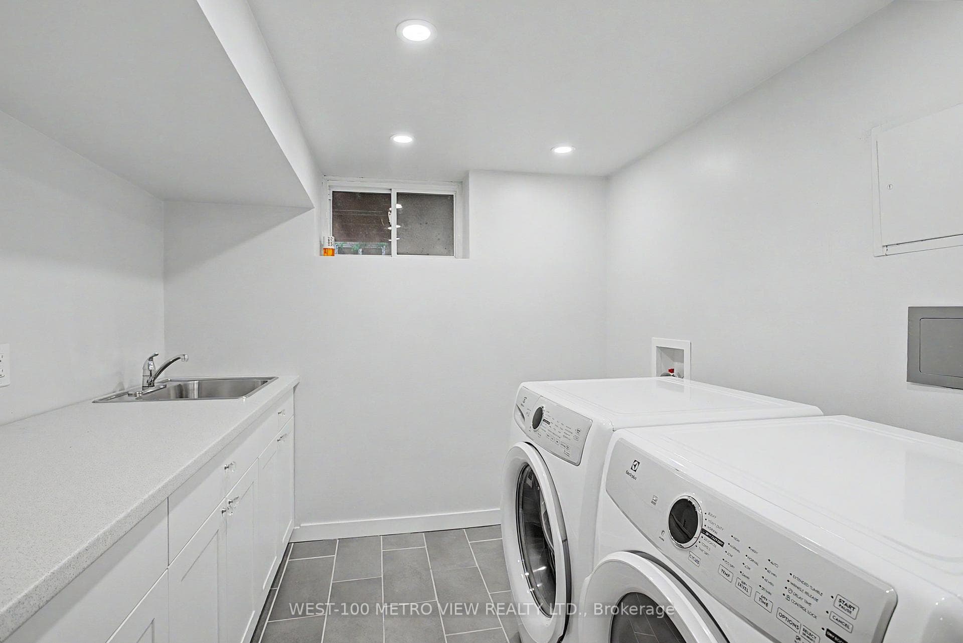 21 Springer Avenue photo 36
