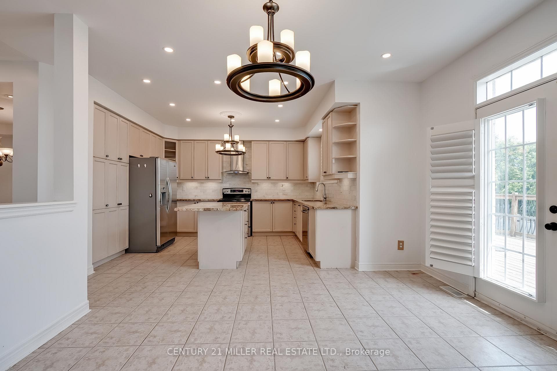 2170 Alderbrook Drive photo 8