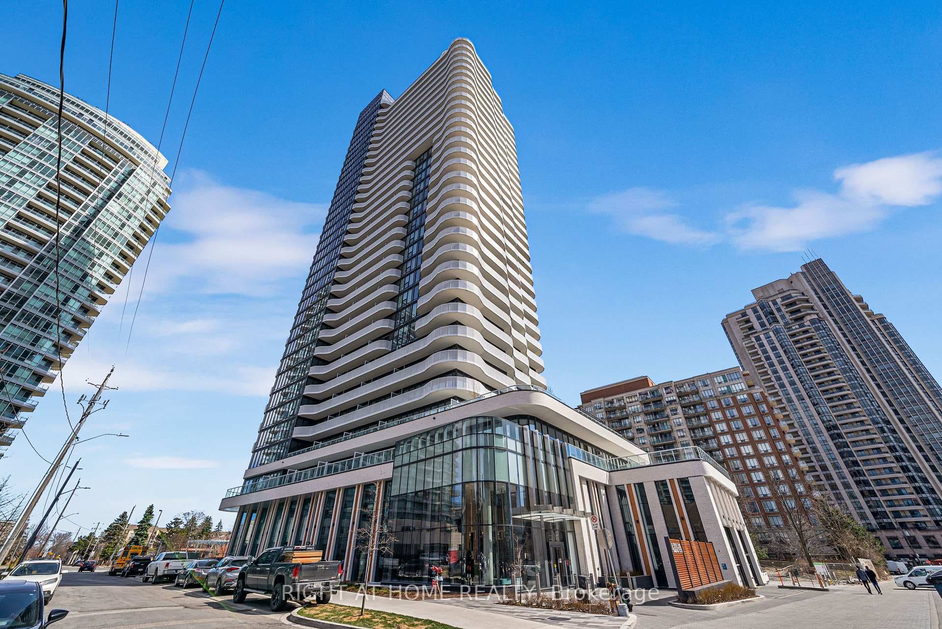 15 Holmes Avenue Unit 1502 photo 35