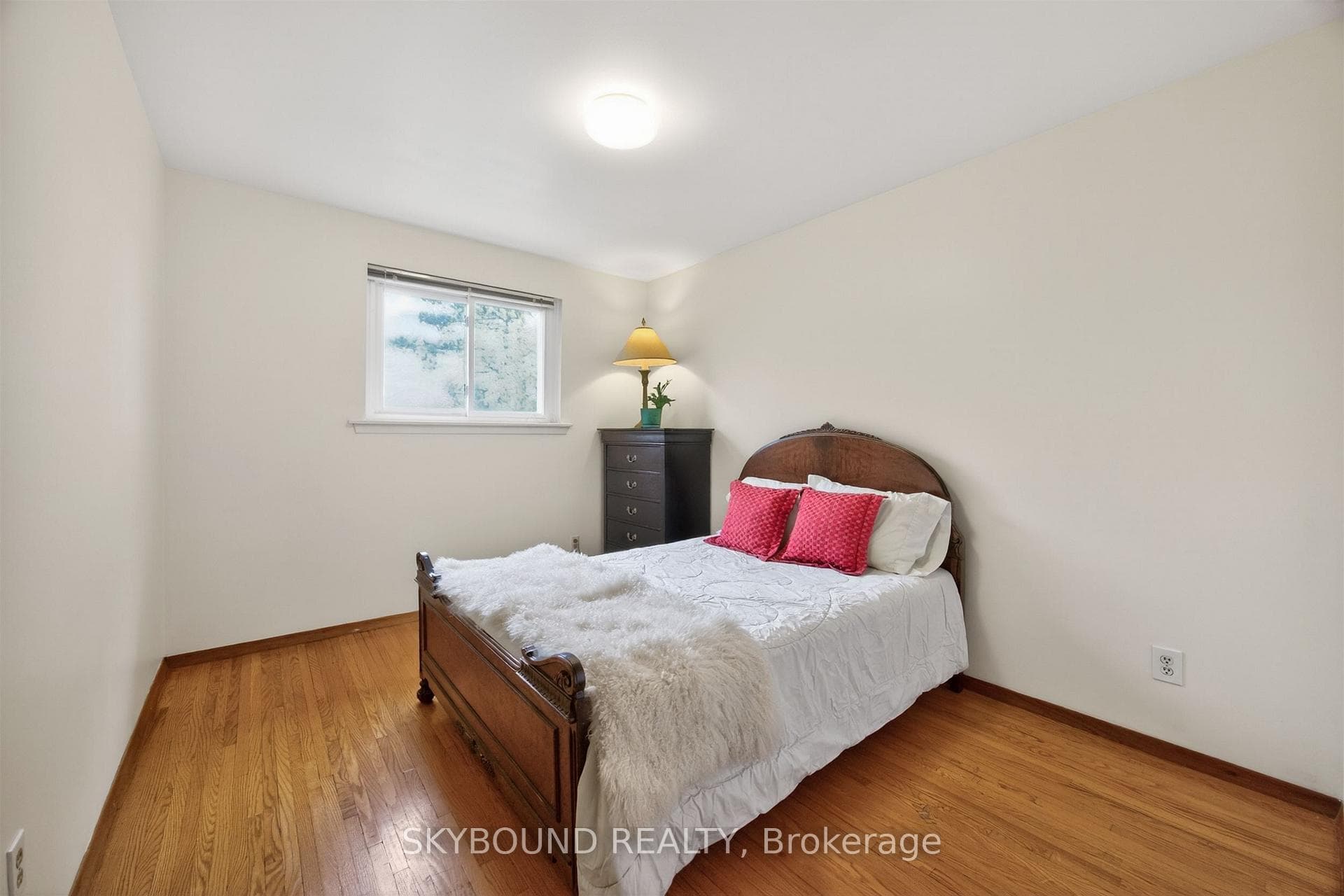 Second bedroom