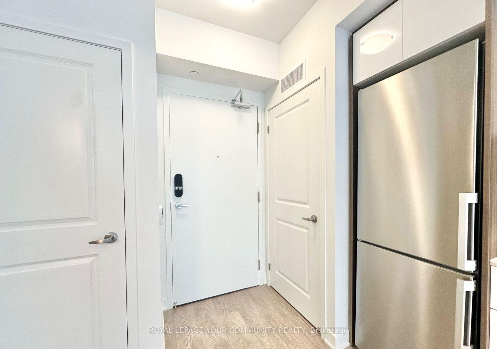 543 Richmond Street Unit 1028 photo 11