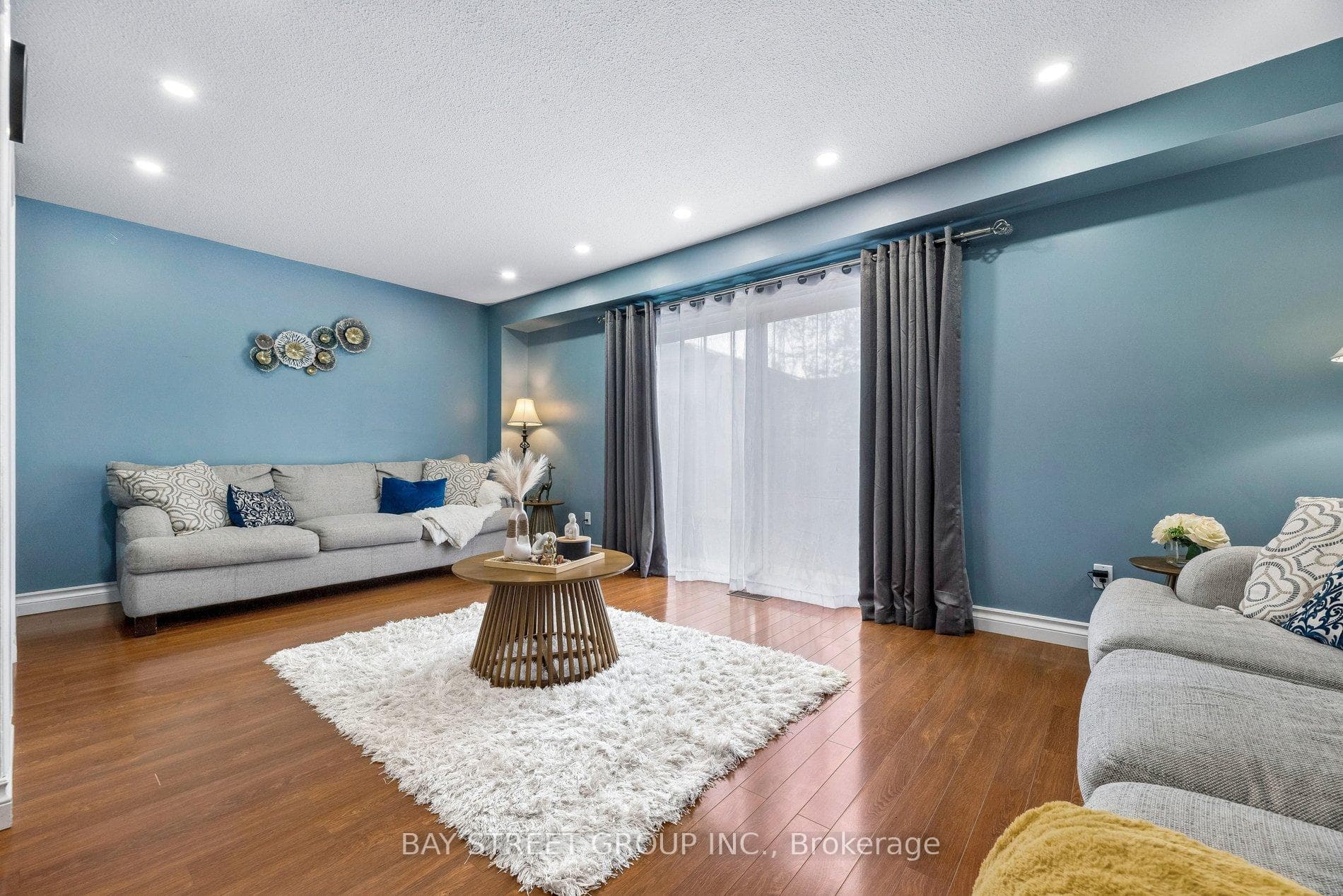1165 Southdale Avenue photo 9