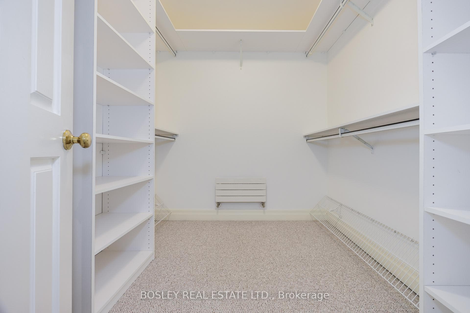 112 Brentcliffe Road photo 20