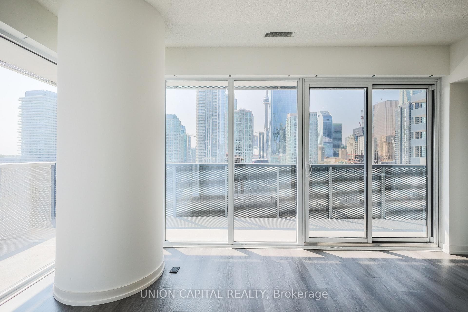 138 Downes Street Unit 1511 photo 16