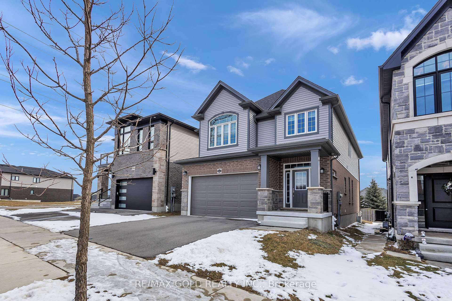 260 Woodbine Avenue photo 3
