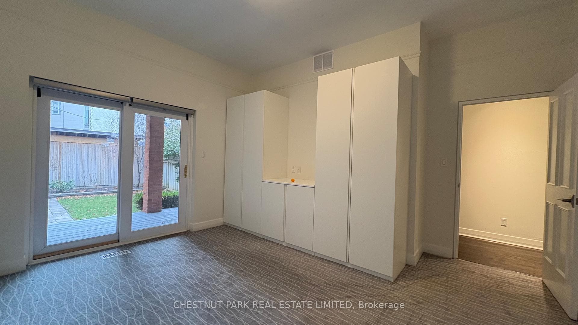 127 Hazelton Avenue Unit 1 photo 14