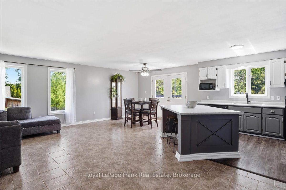 1400 Casey Road photo 14