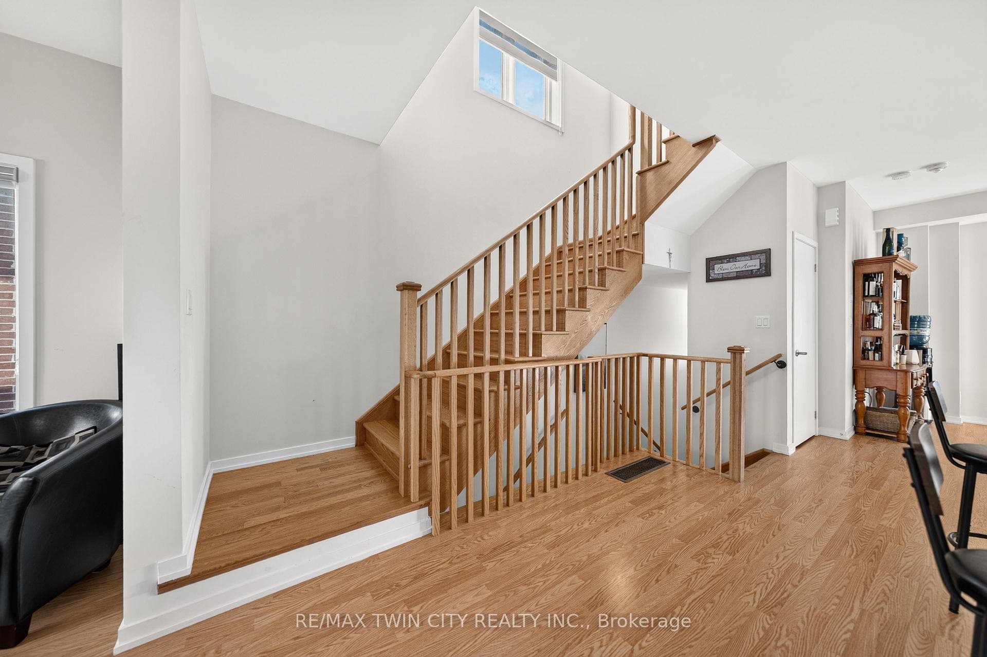 49 Lambert Lane photo 23