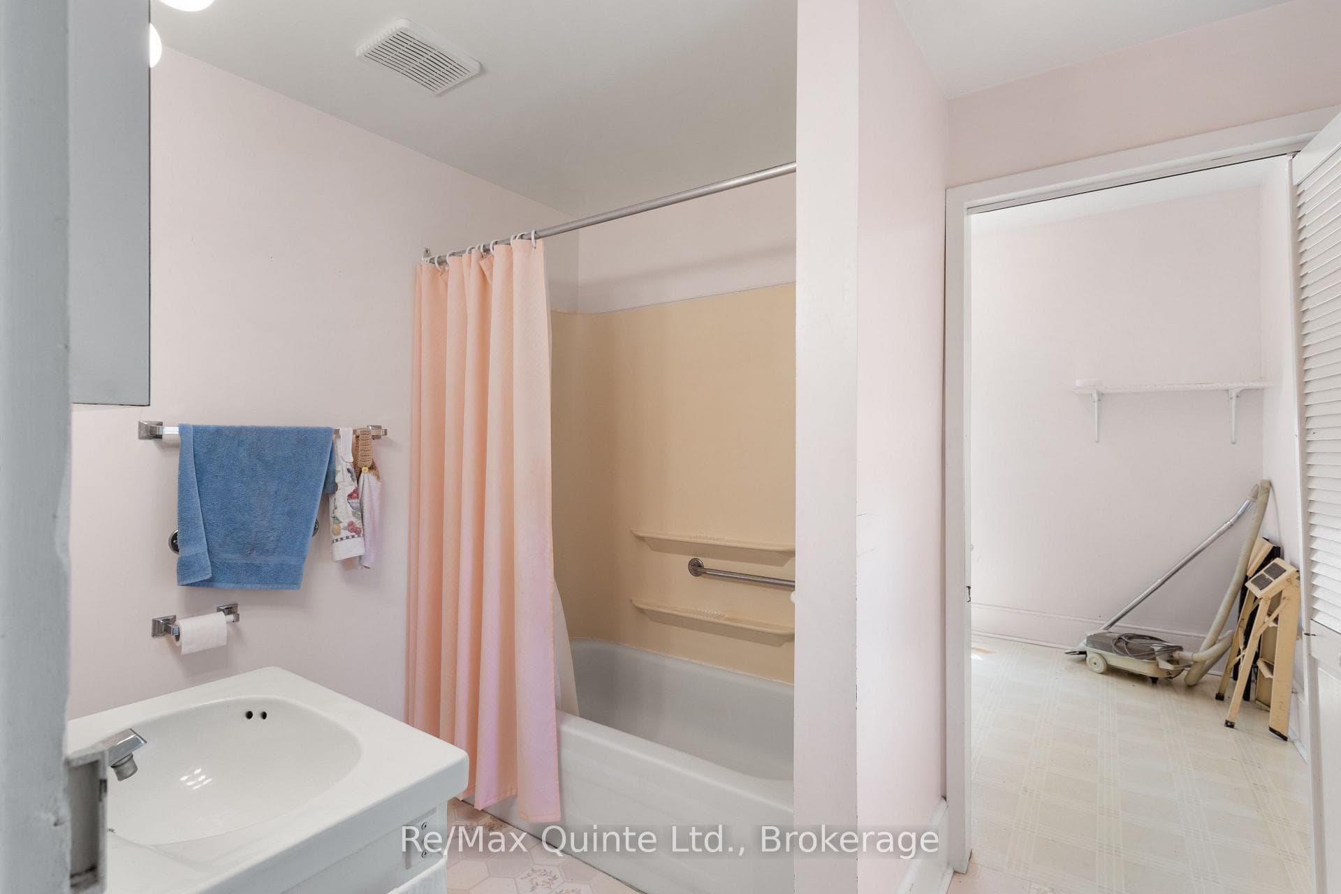 15064 Telephone Road photo 24