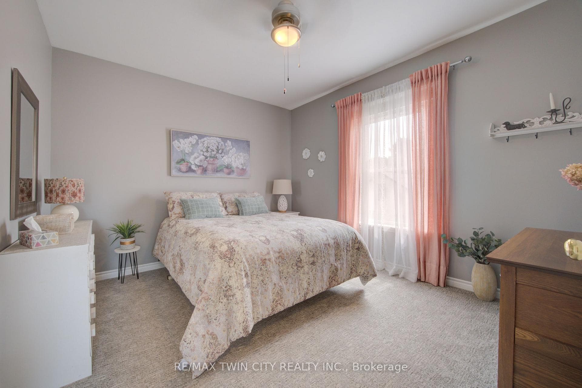 106 Sydenham Street photo 26