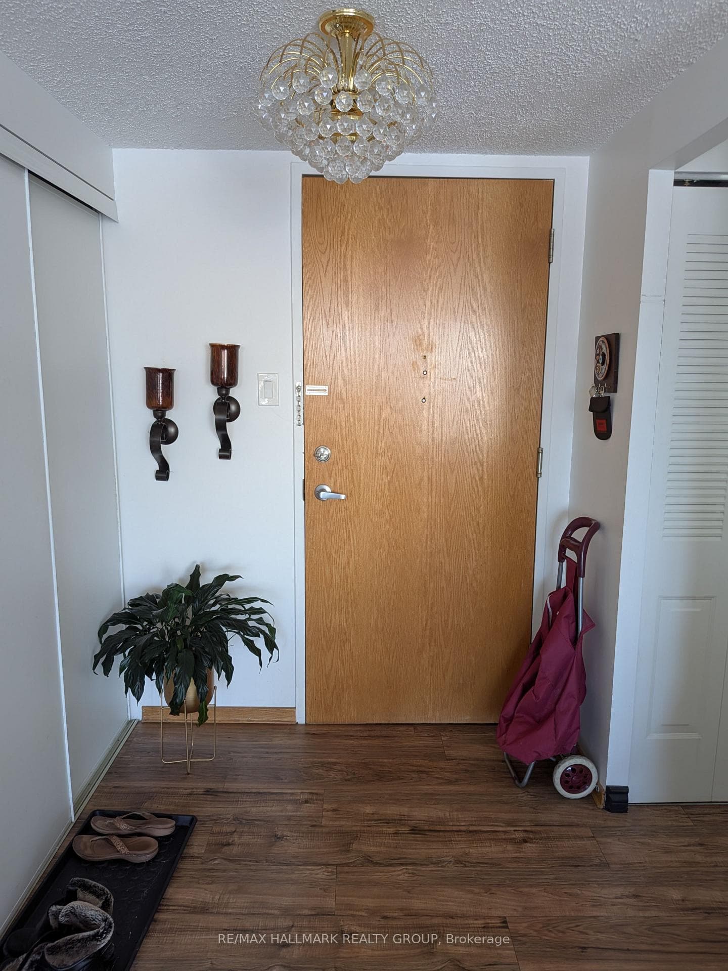 2759 Carousel Crescent Unit 508 photo 3