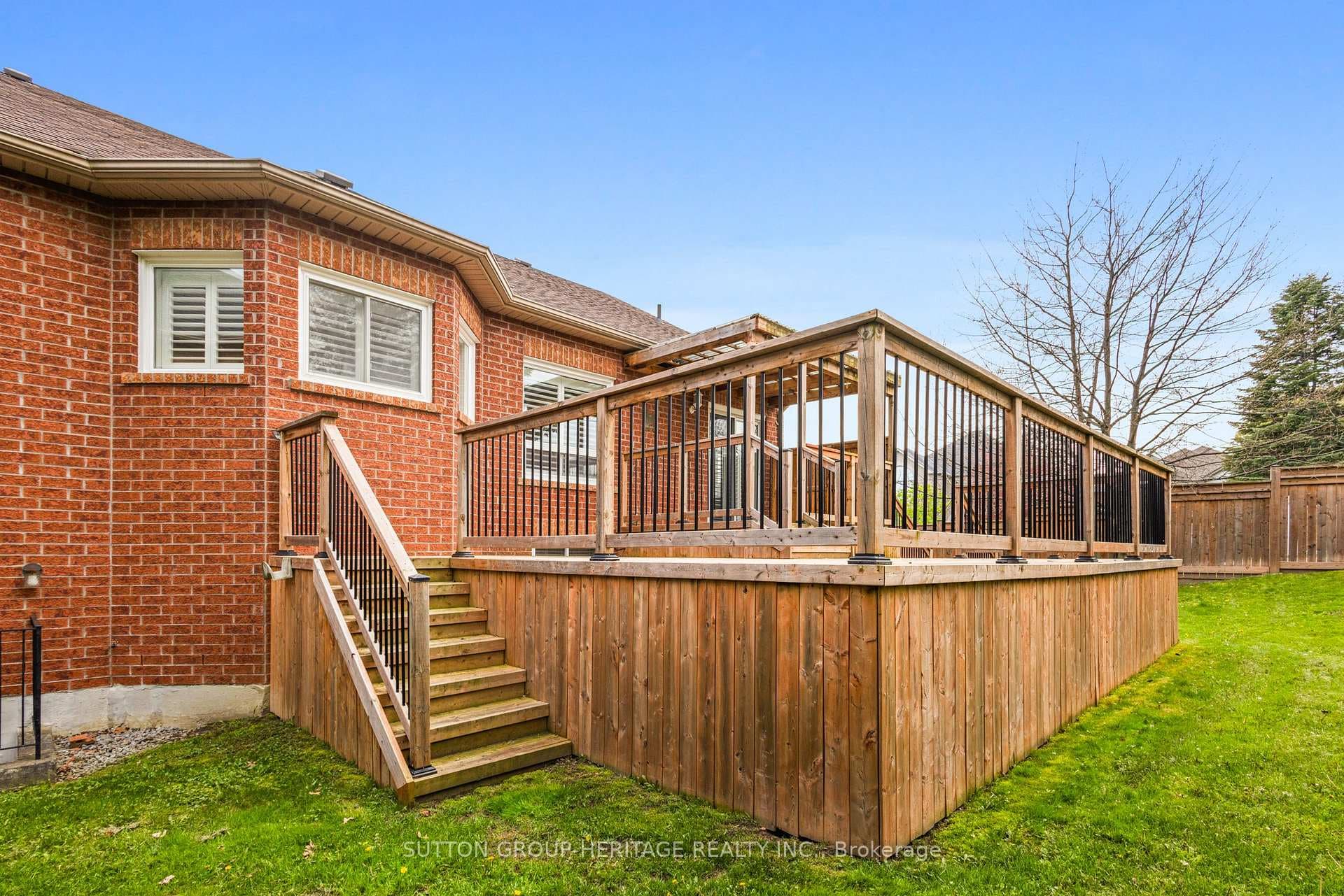 1724 Hadrian Court photo 28