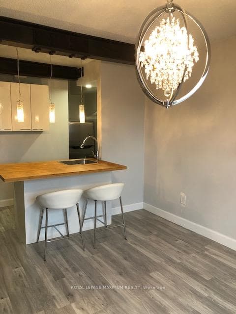 1839 Davenport Road Unit 2 photo 6