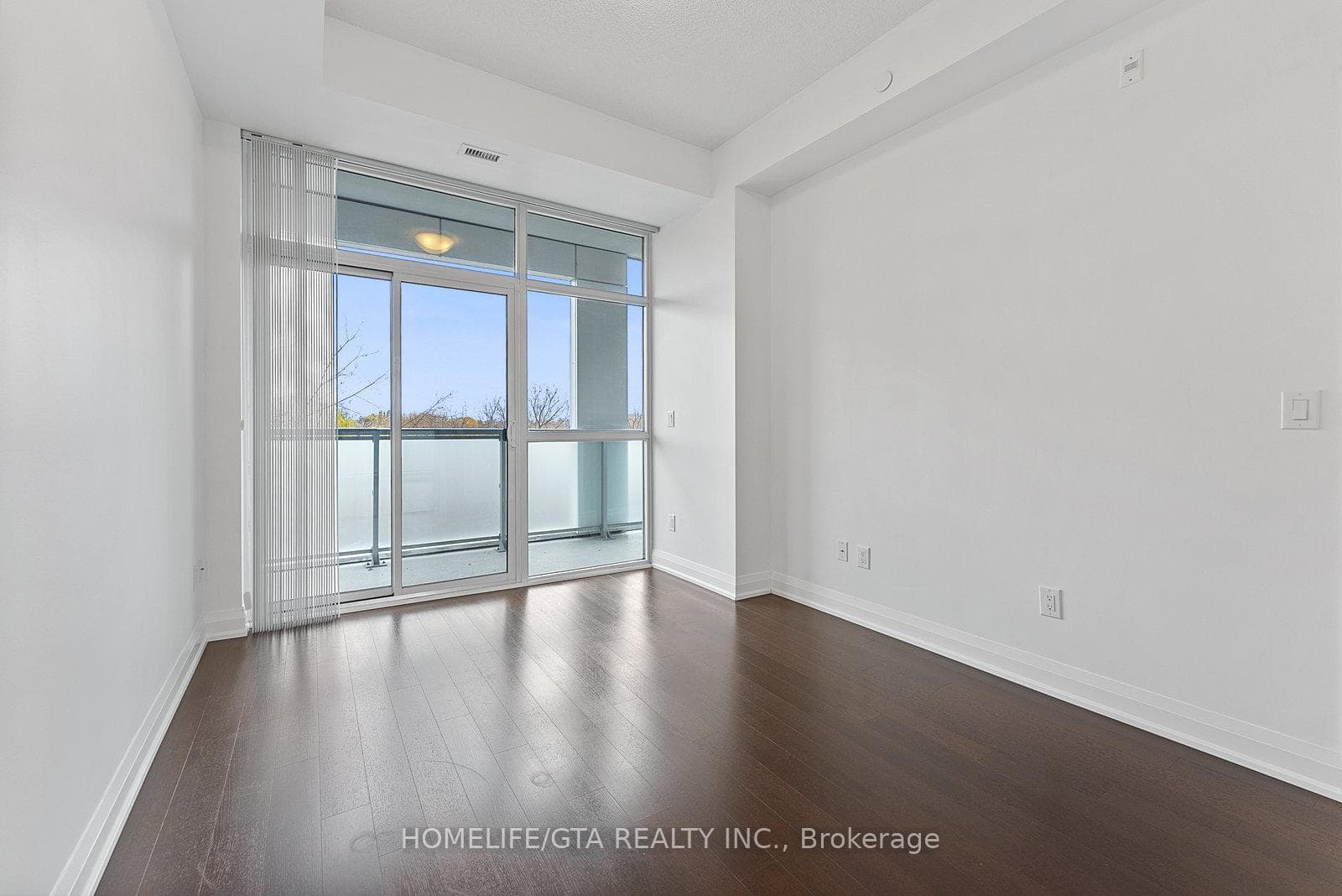 8763 Bayview Avenue Unit 335 photo 18