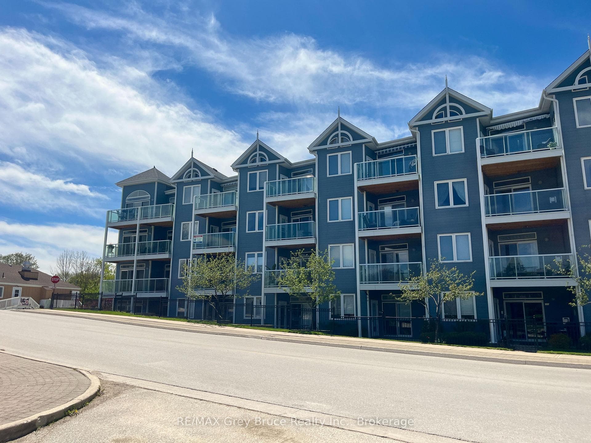 34 Bayfield Street Unit 308 photo 1