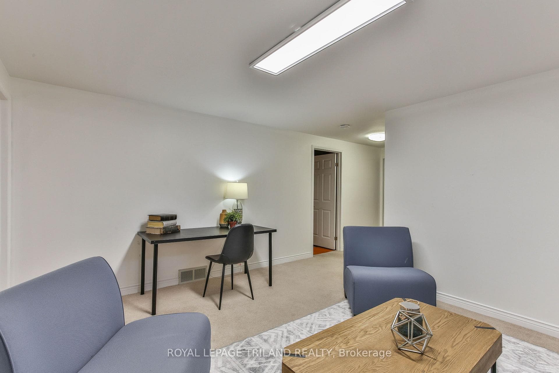 60 ROSECLIFFE Crescent Unit 8 photo 35
