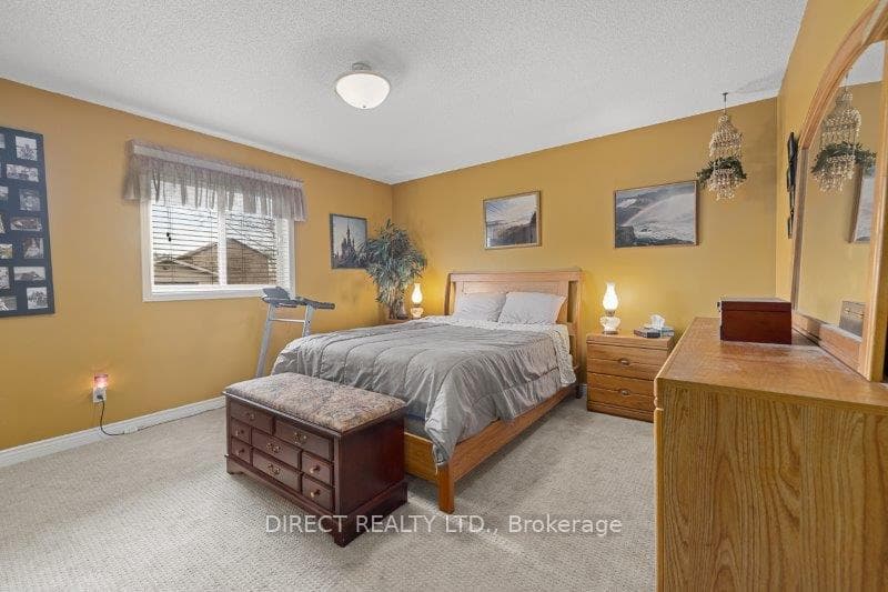 1367 Hamilton Road photo 19