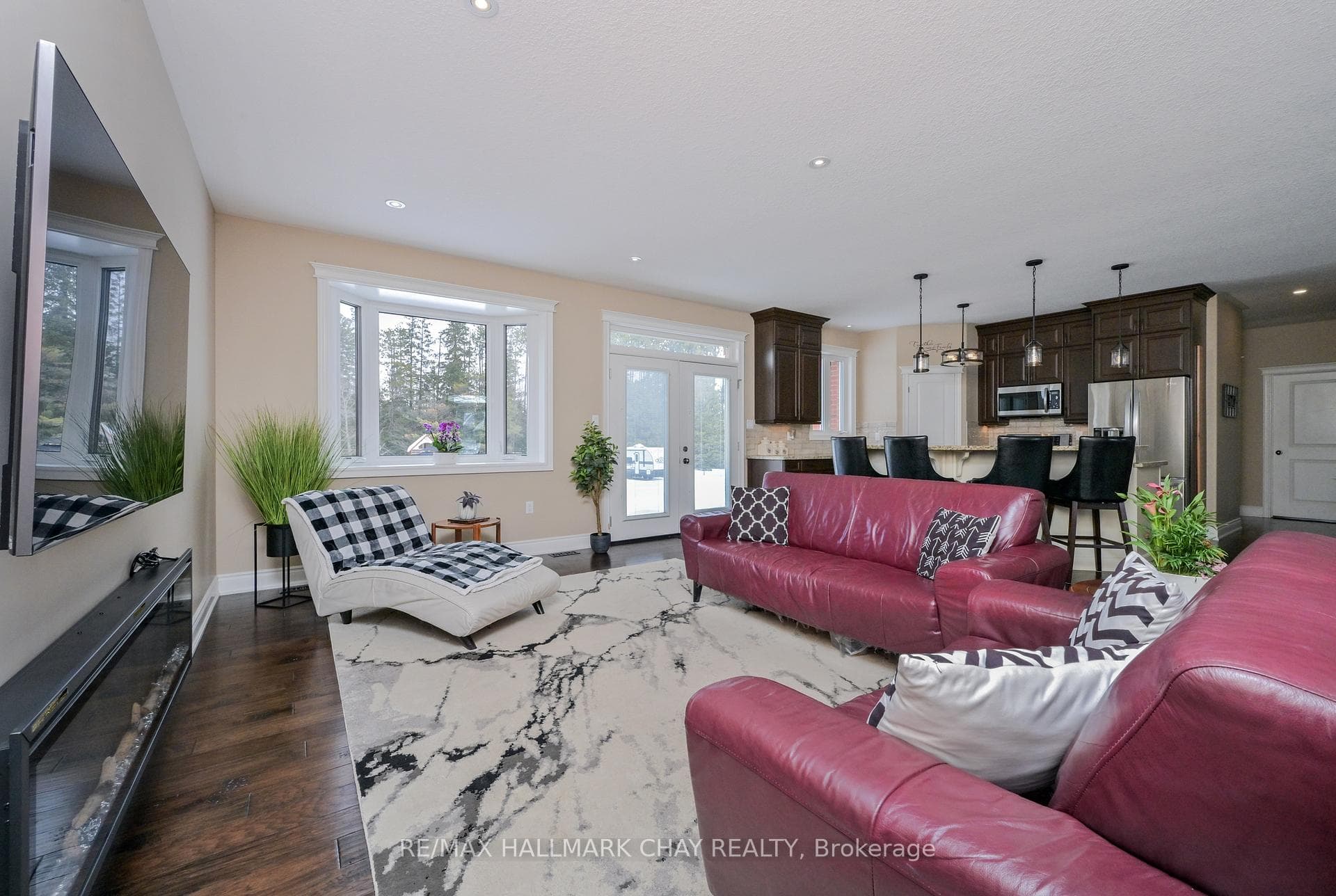 11 Harry Parker Place photo 12