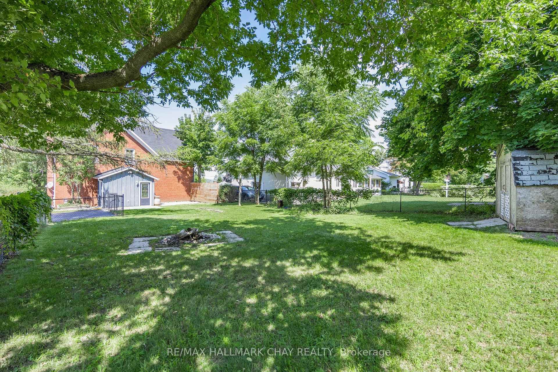 84 Poyntz Street photo 35