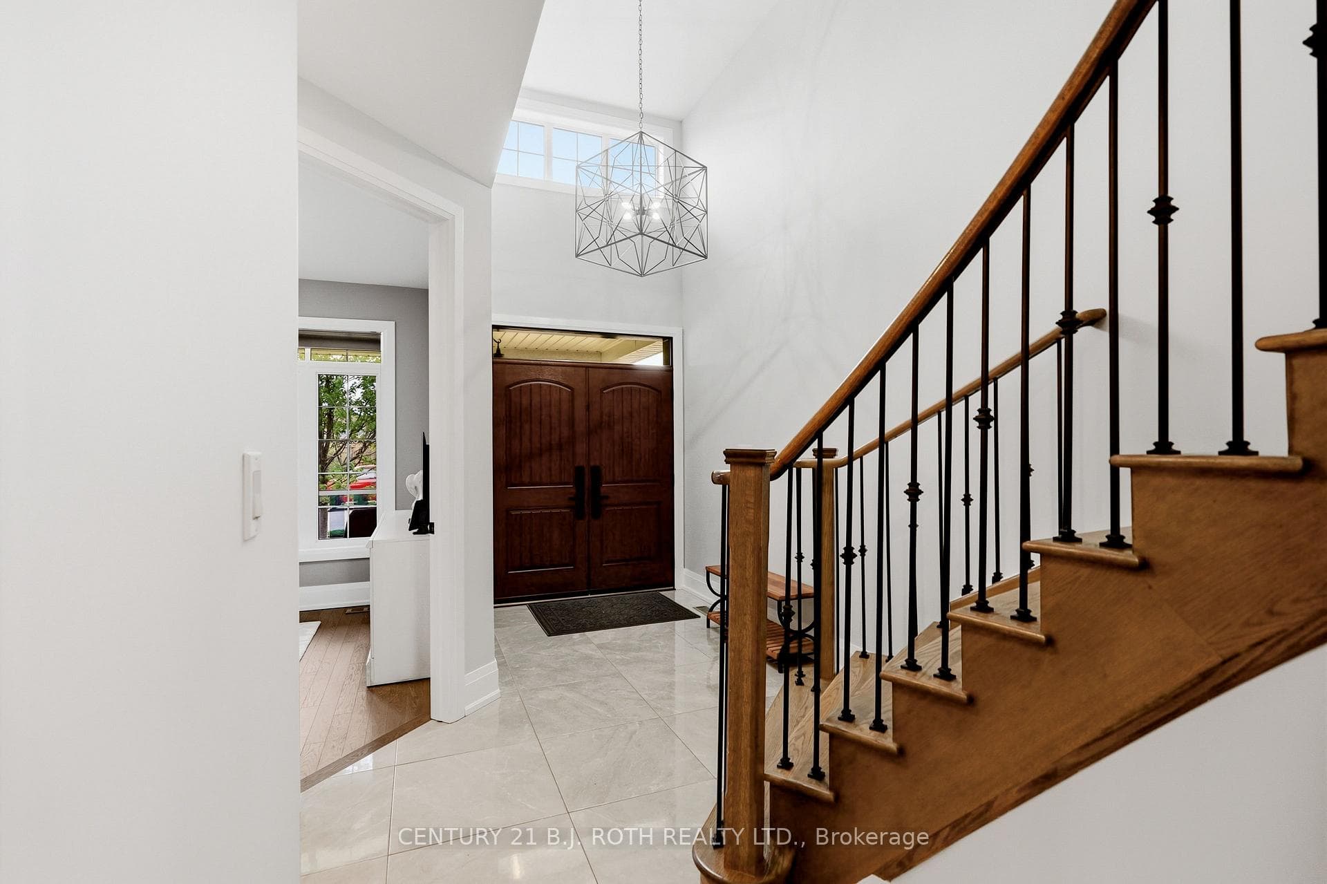 131 Trail Boulevard photo 4