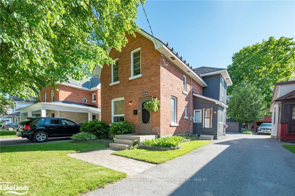 354 QUEEN Street photo 1