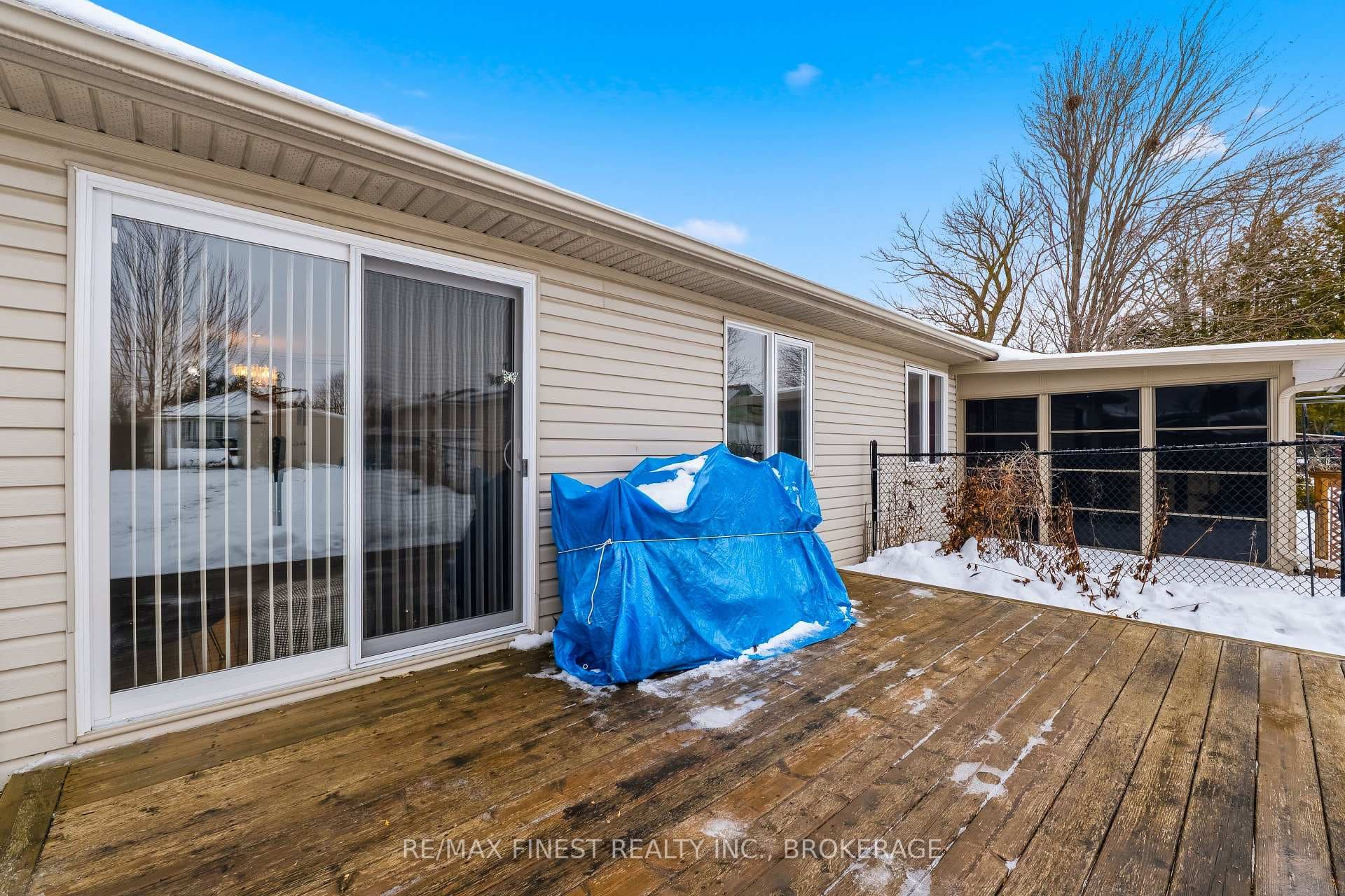 77 Wilson Street photo 27