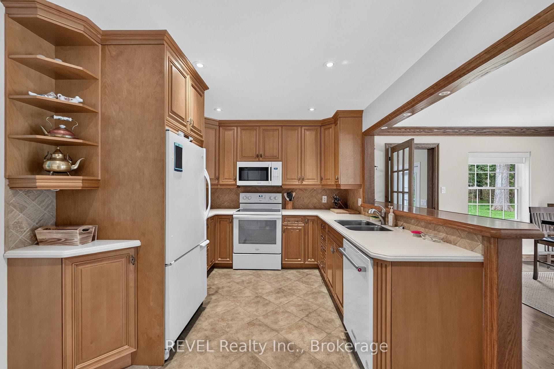 2791 DECEW Road photo 23