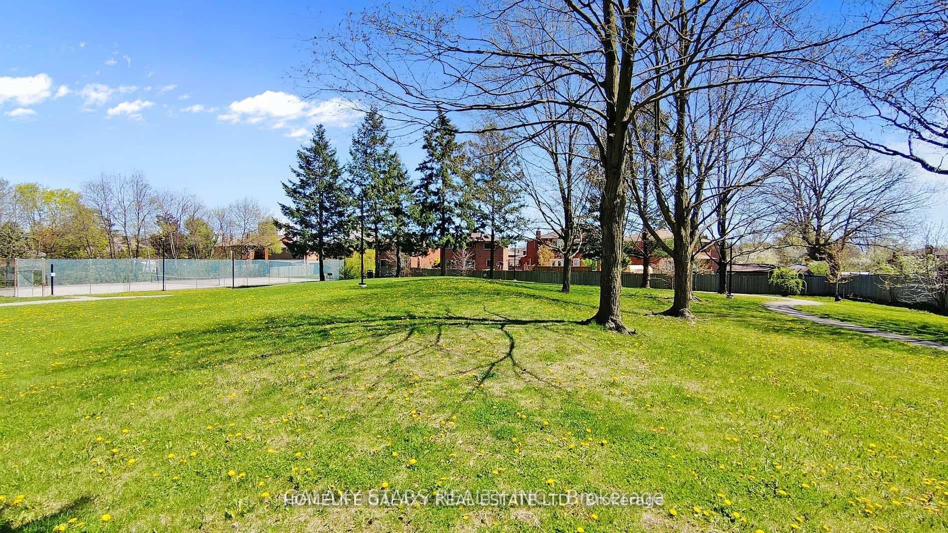 2556 Argyle Road Unit 1002 photo 39