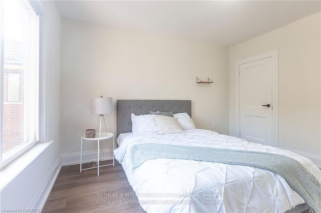 1842 BALSAM Avenue photo 26