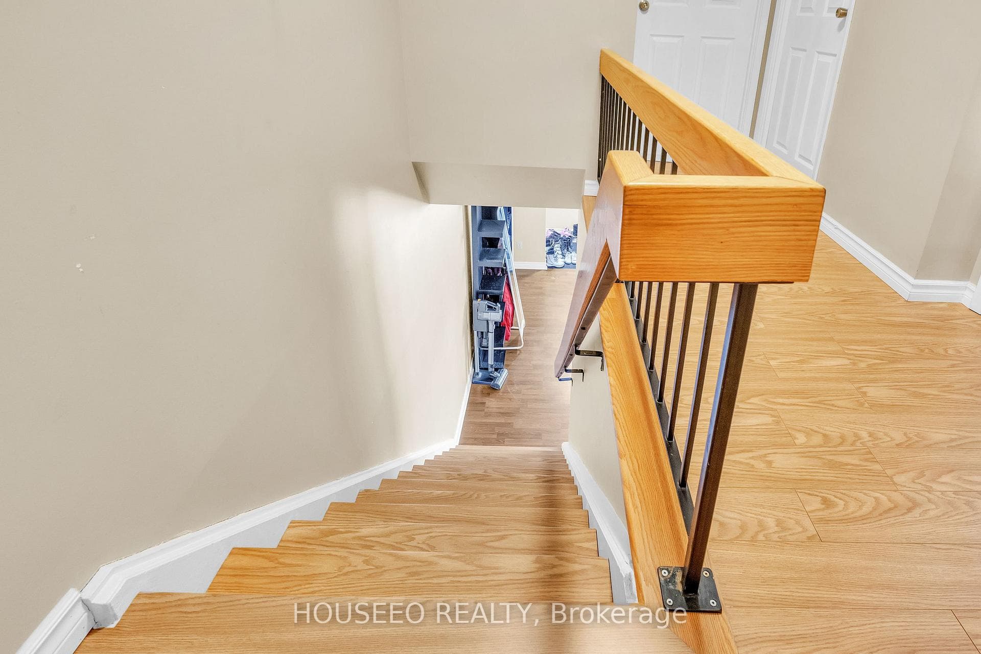 132 Kingswood Drive photo 14