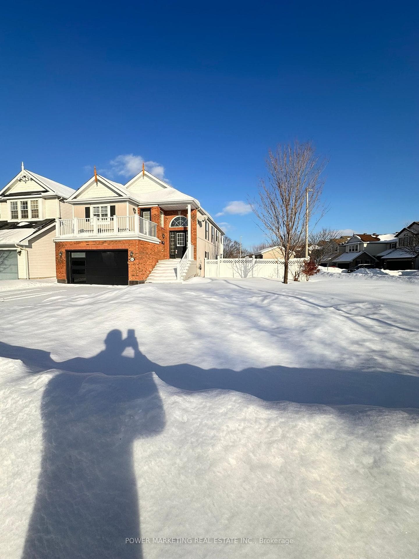 1511 Rumford Drive photo 2