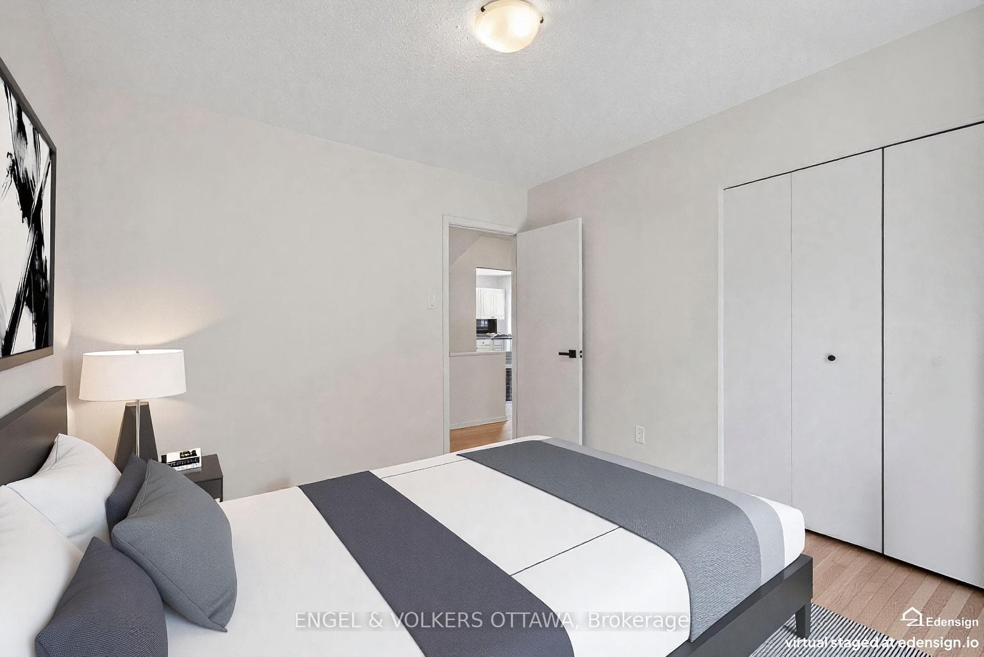 1862 Sharel Drive photo 14