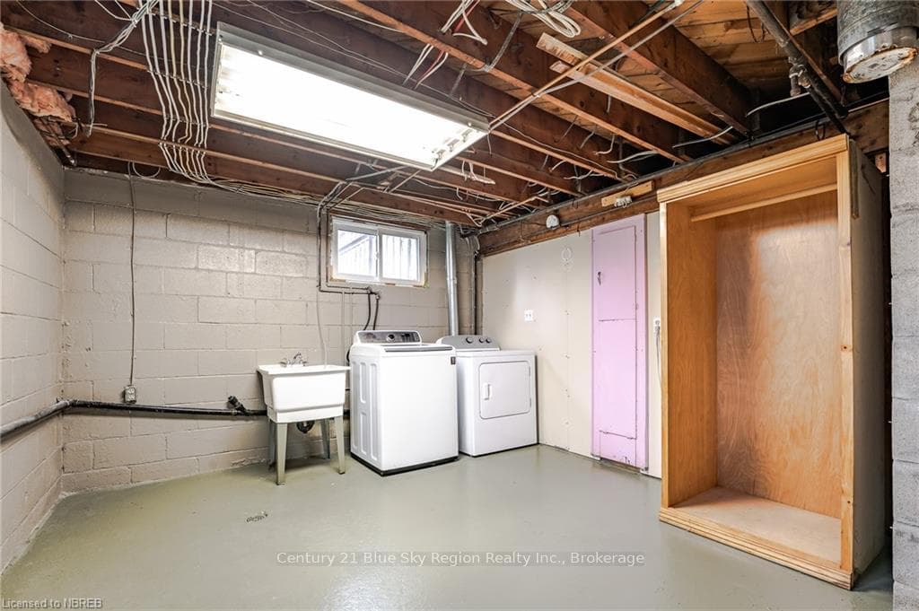 392 PARK Avenue photo 34