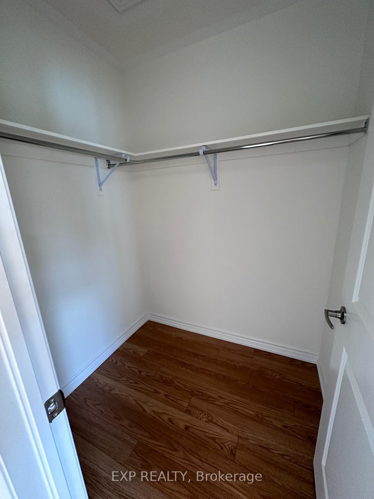 39 Tamworth Terrace photo 8