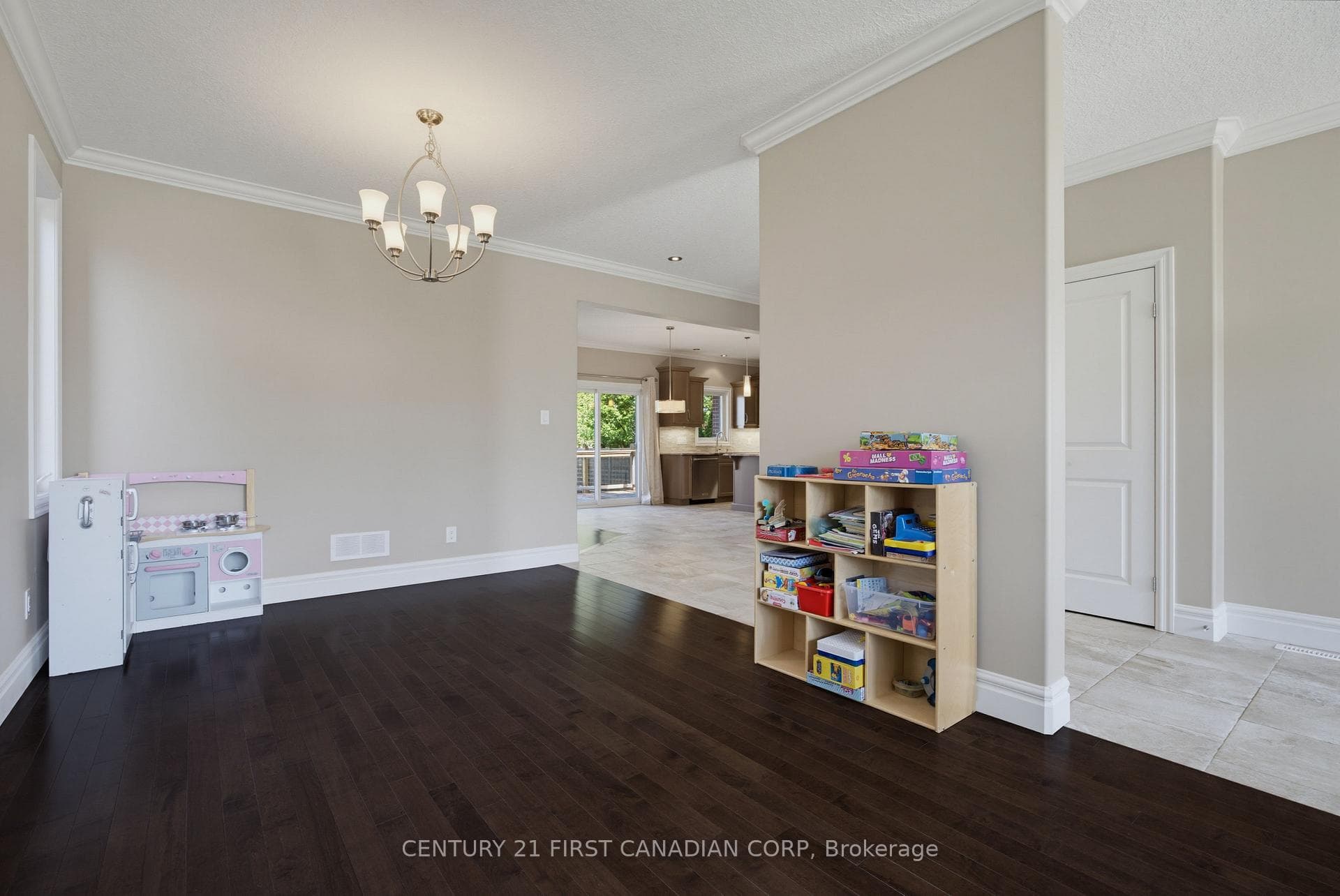 3429 Singleton Avenue photo 10