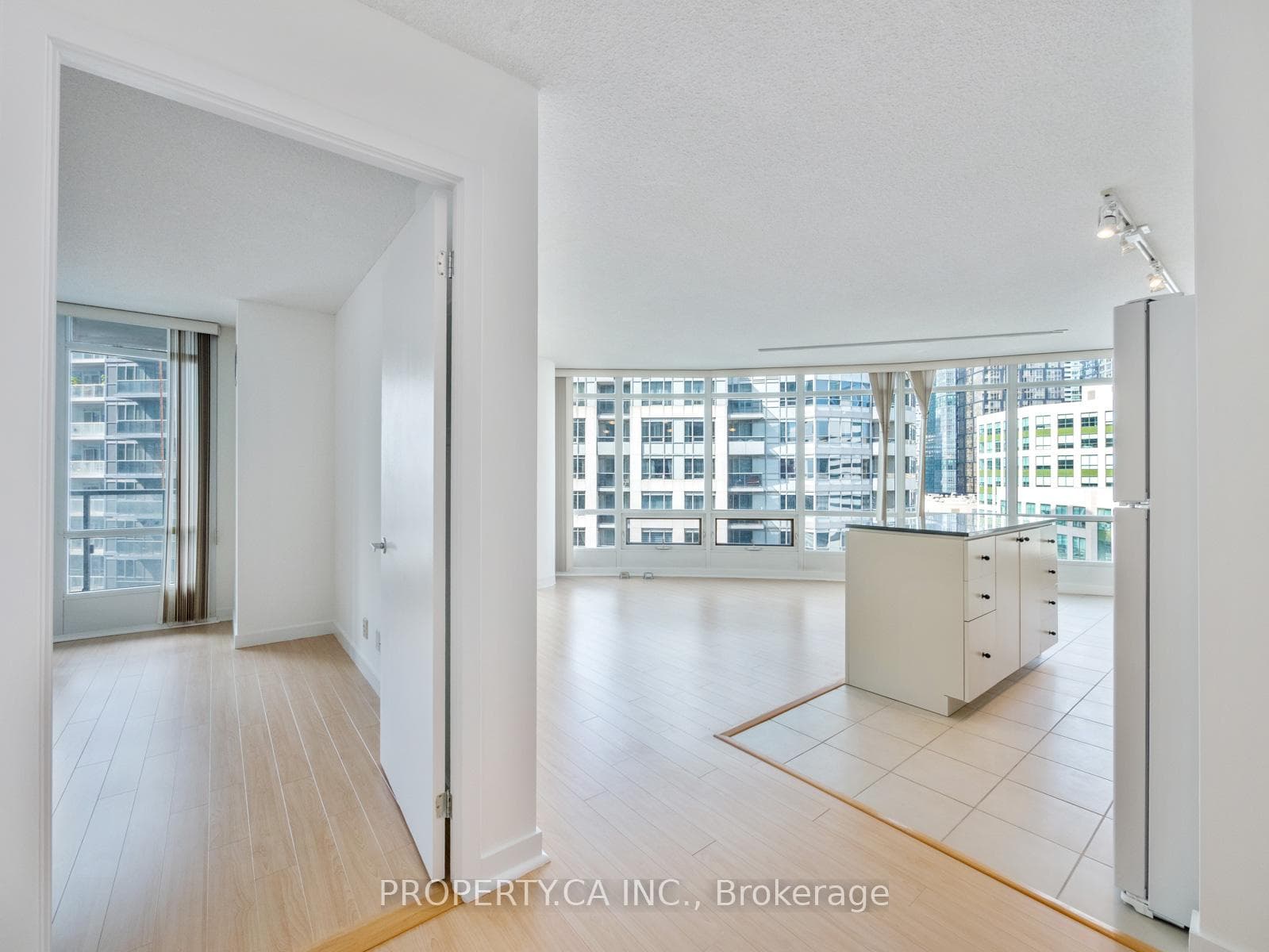 361 Front Street Unit 2110 photo 10