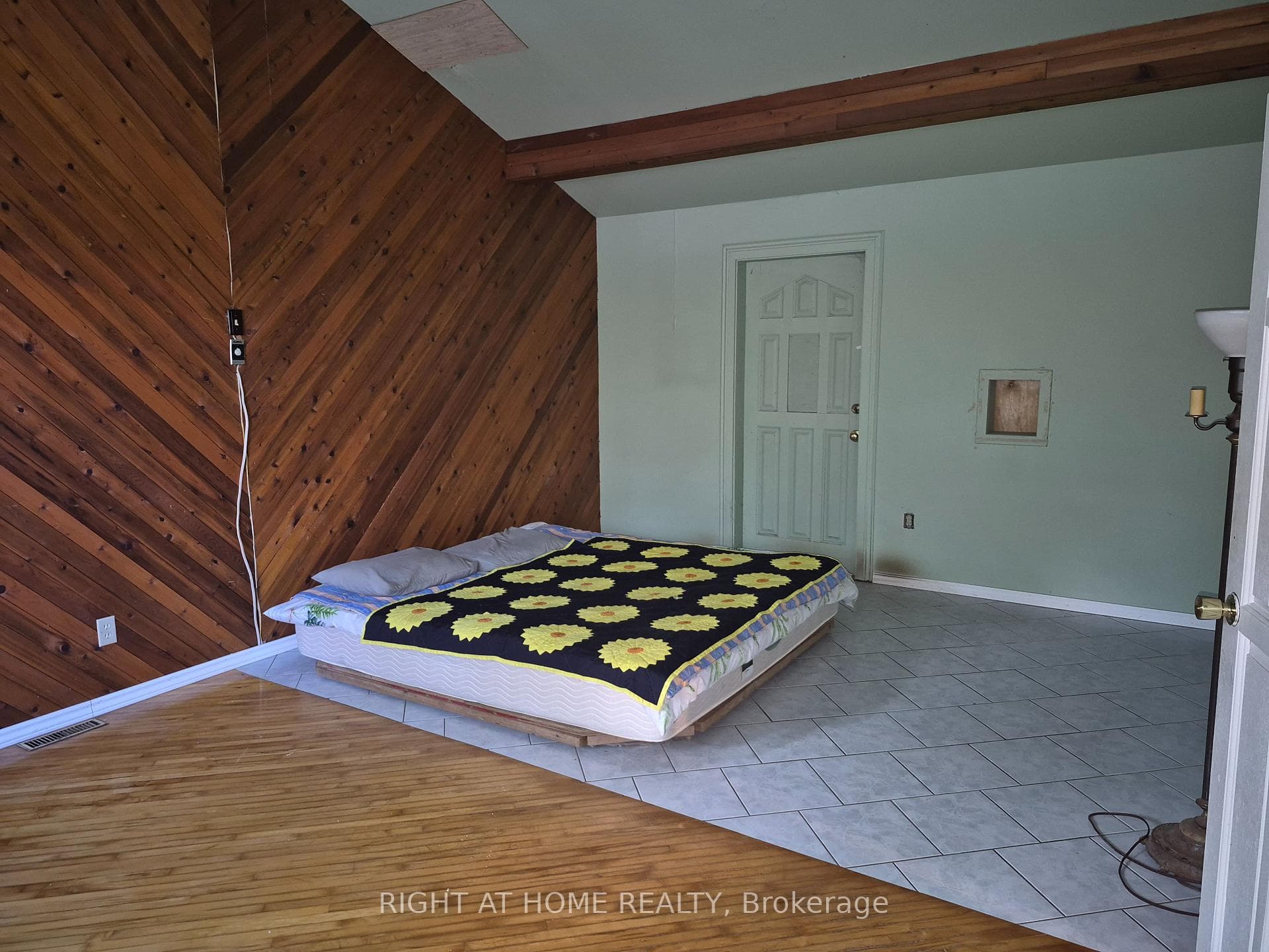 326 Calabogie Road photo 8
